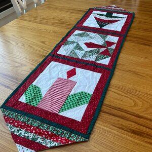 handmade quilted holiday table runner